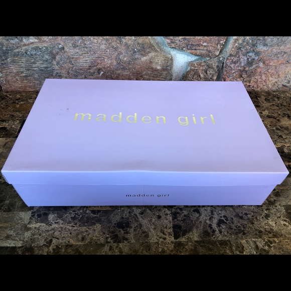 NEW  Madden Girl Wit Riding Boots - Picture 9 of 10